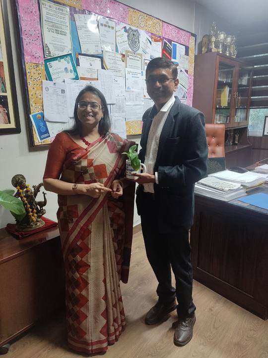 CUET seminar, With the principal, Kalka Public School · December 2022